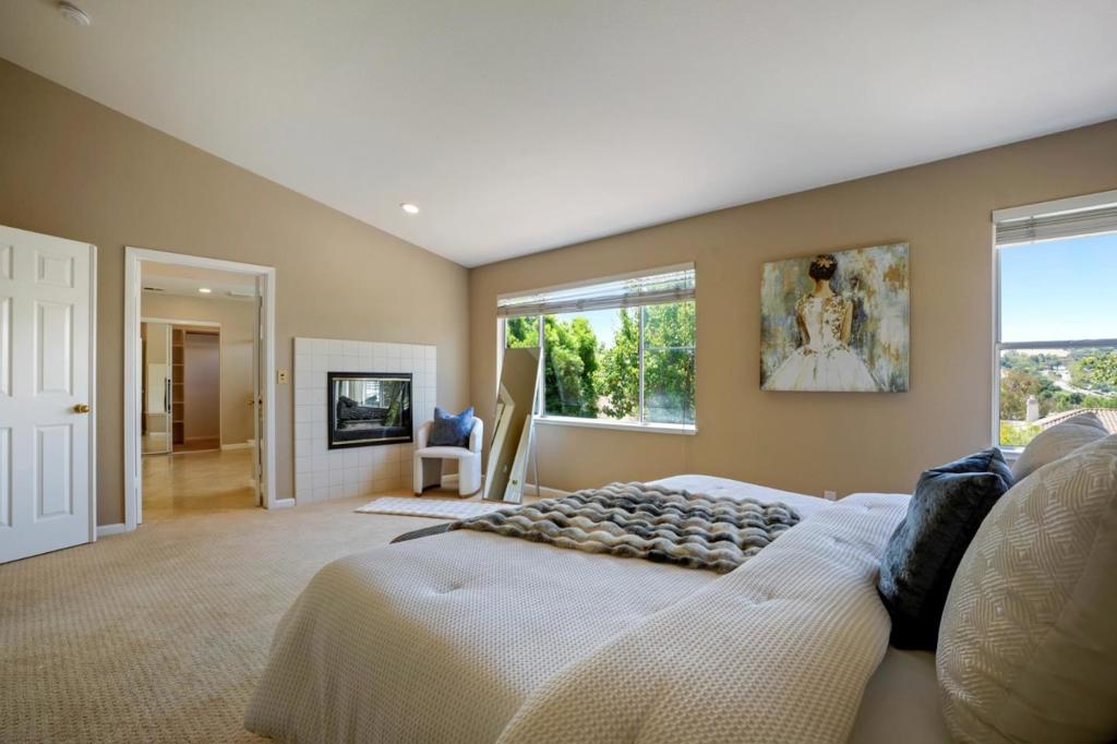 5247 Ligurian Court Property Photo 36