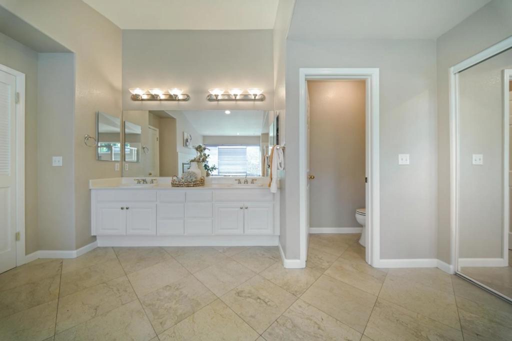 5247 Ligurian Court Property Photo 52