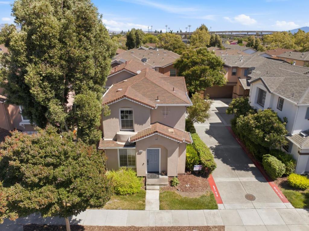 1576 Hermocilla Way Property Photo 1