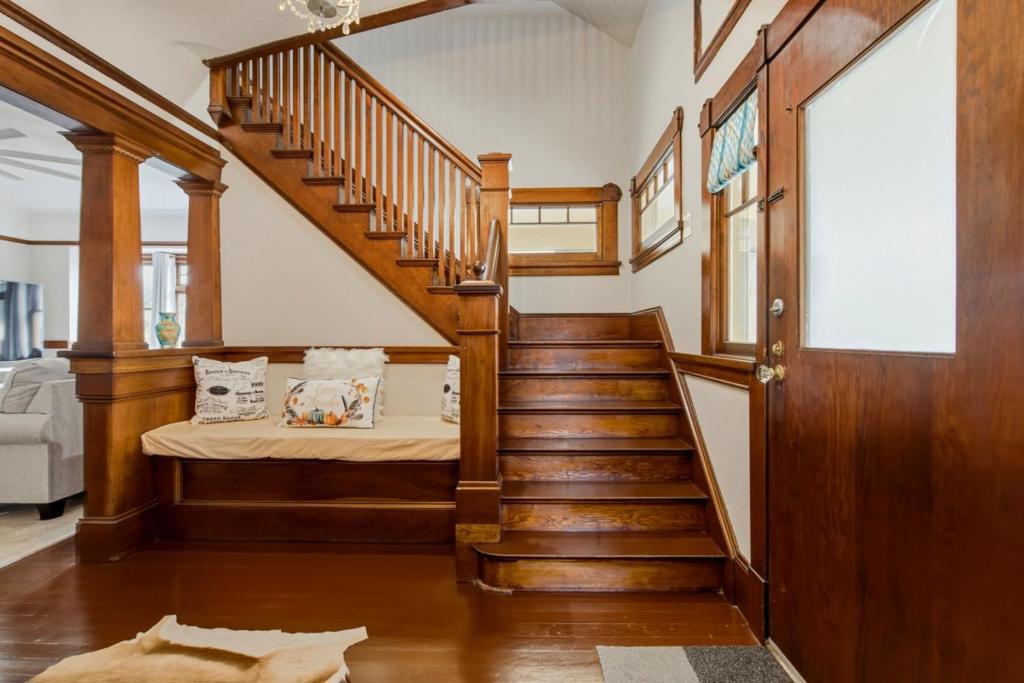 862 4th Street Property Photo 14