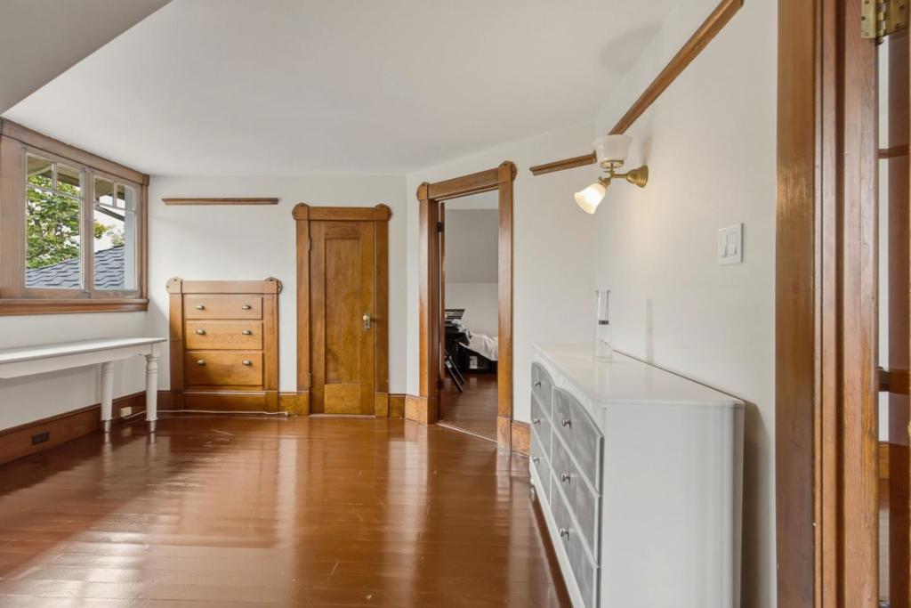 862 4th Street Property Photo 23