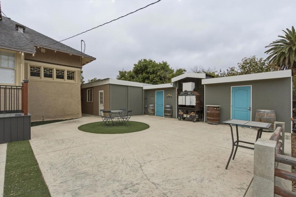 862 4th Street Property Photo 48