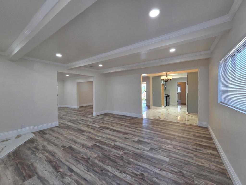 629 Chaparral Property Photo 7