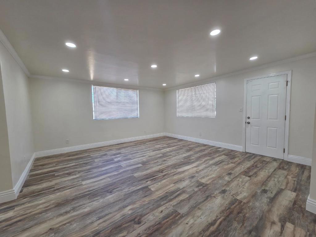629 Chaparral Property Photo 8