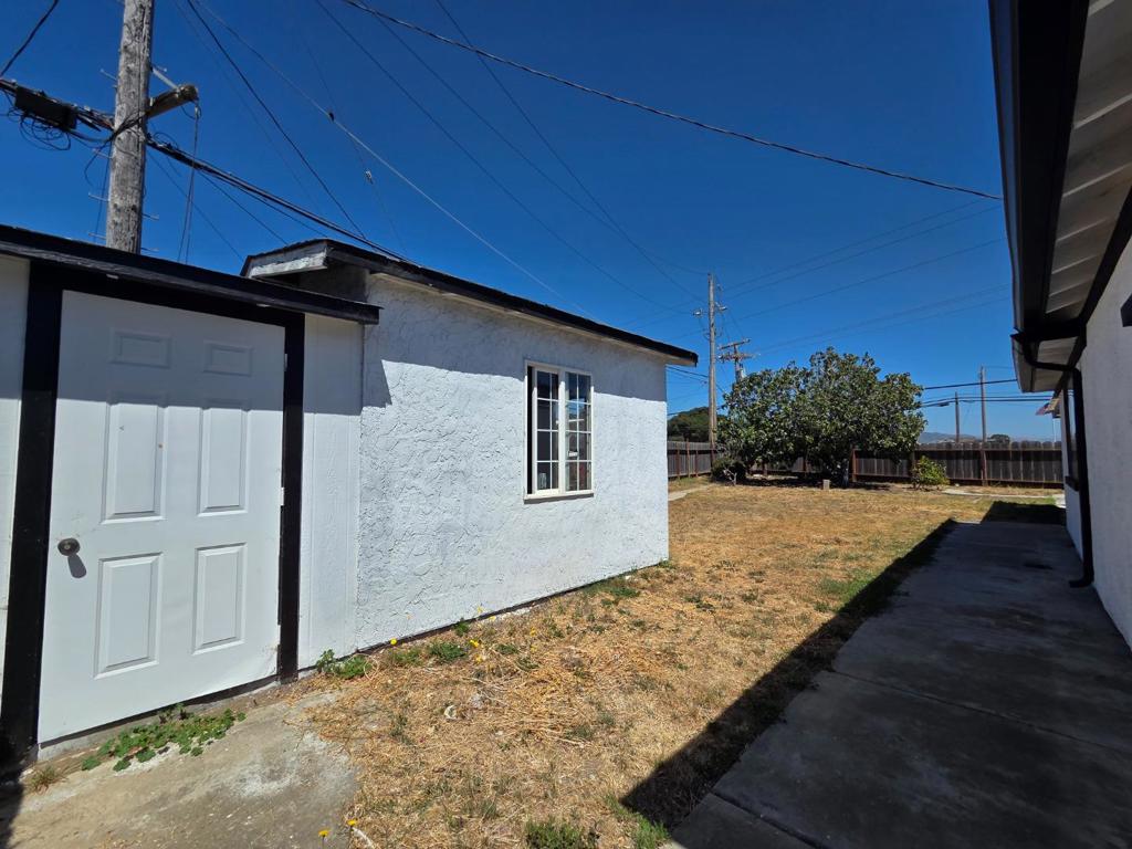 629 Chaparral Property Photo 10