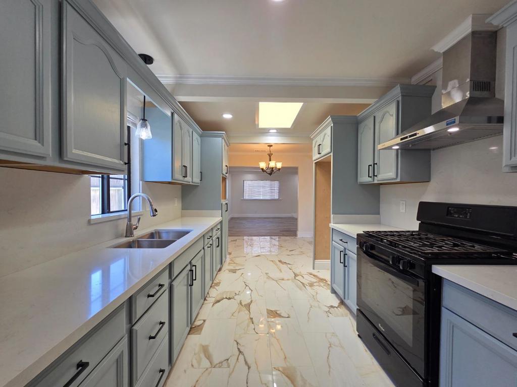 629 Chaparral Property Photo 13