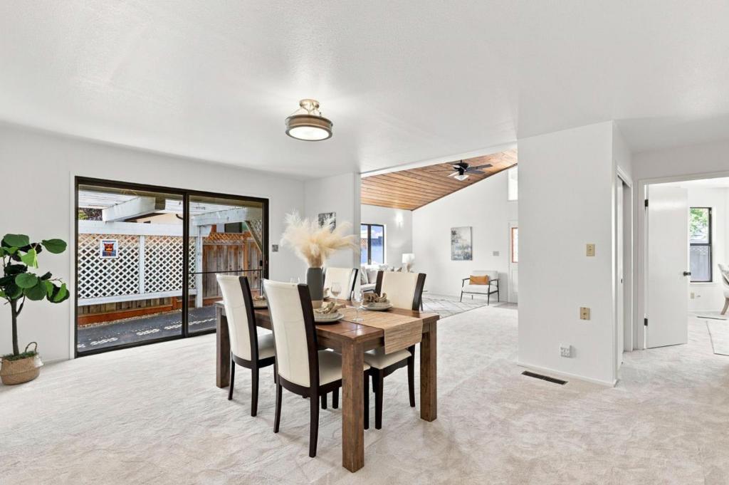 156 W Dunne Avenue Property Photo 12