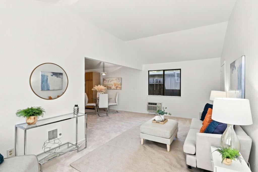 156 W Dunne Avenue Property Photo 24