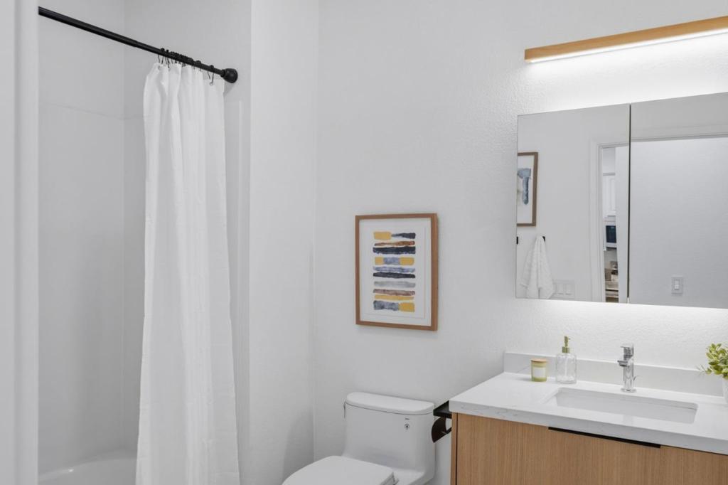 101 Crescent Way 2108 Property Photo 29