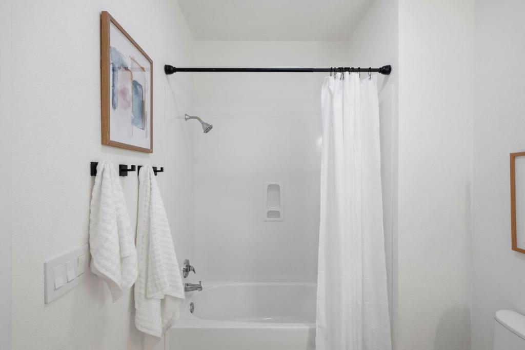 101 Crescent Way 2108 Property Photo 30