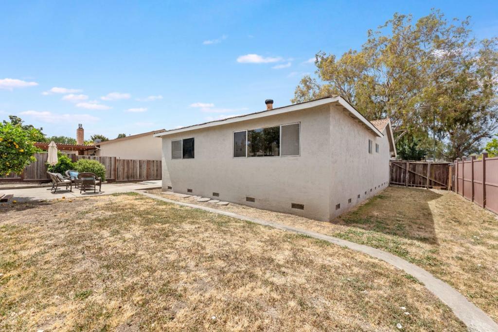 1868 Anne Marie Court Property Photo 31