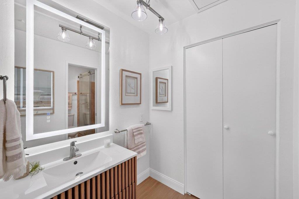 870 Park Avenue 316 Property Photo 29