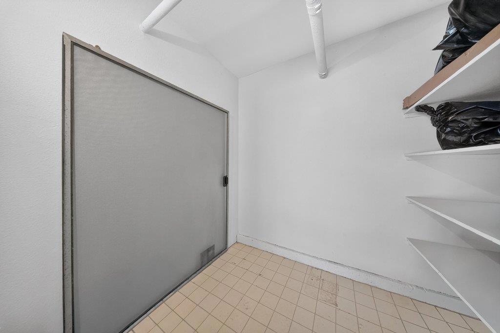 870 Park Avenue 316 Property Photo 47