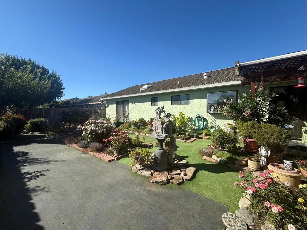 46085 Pine Meadow Drive Property Photo 8