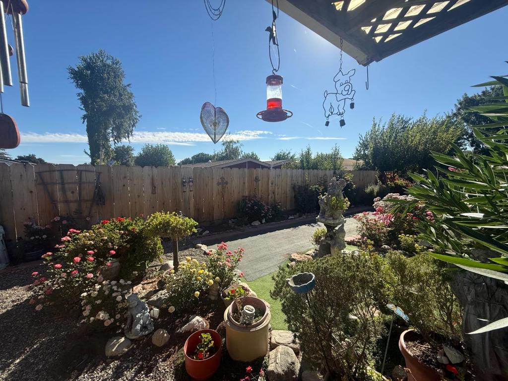 46085 Pine Meadow Drive Property Photo 13