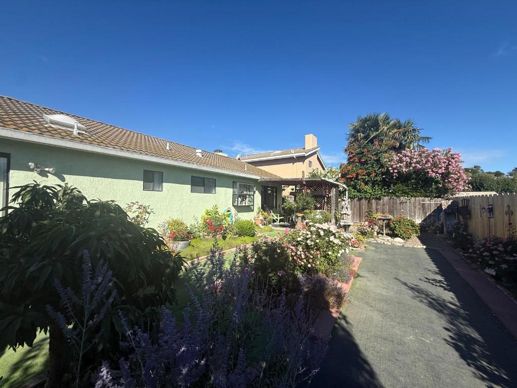 46085 Pine Meadow Drive Property Photo 17