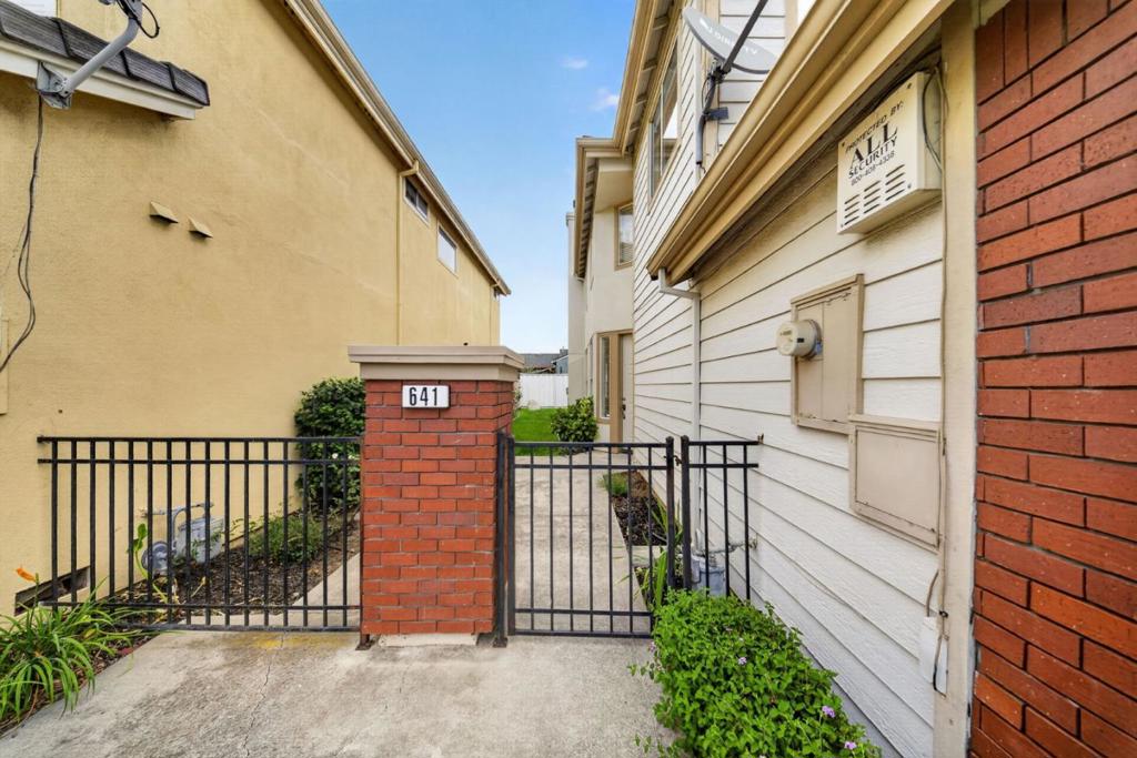 641 Eden Street Property Photo 4