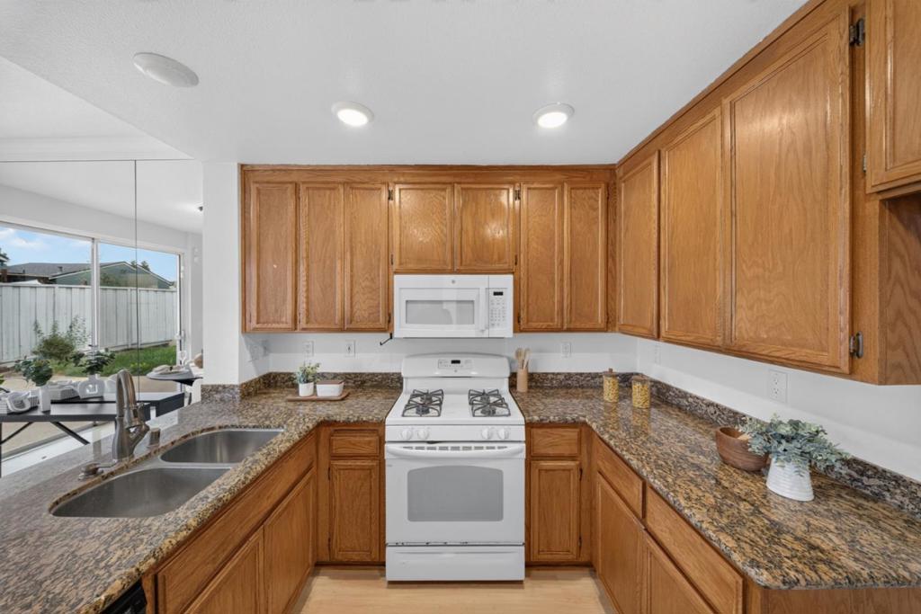 641 Eden Street Property Photo 18