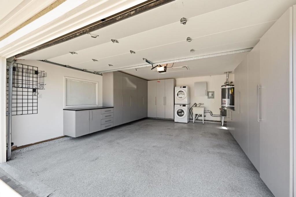512 Lakemead Way Property Photo 47