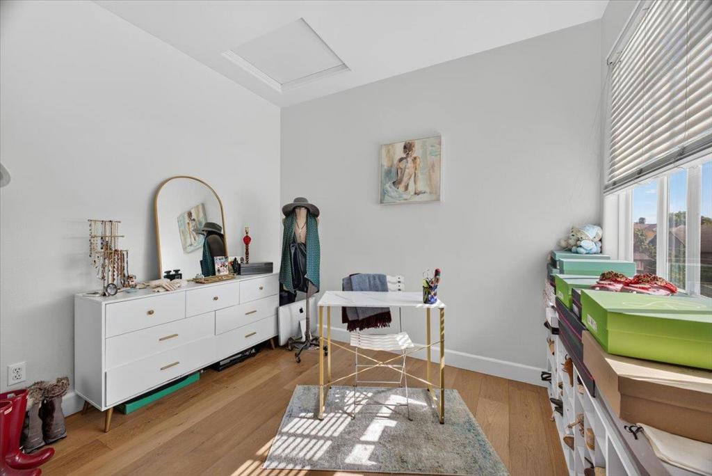 15 Victoria Circle Property Photo 20