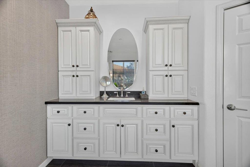 15 Victoria Circle Property Photo 24