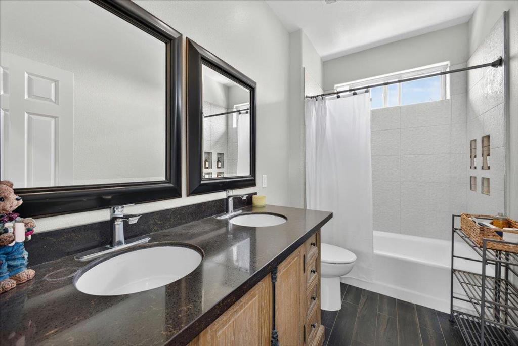 15 Victoria Circle Property Photo 27