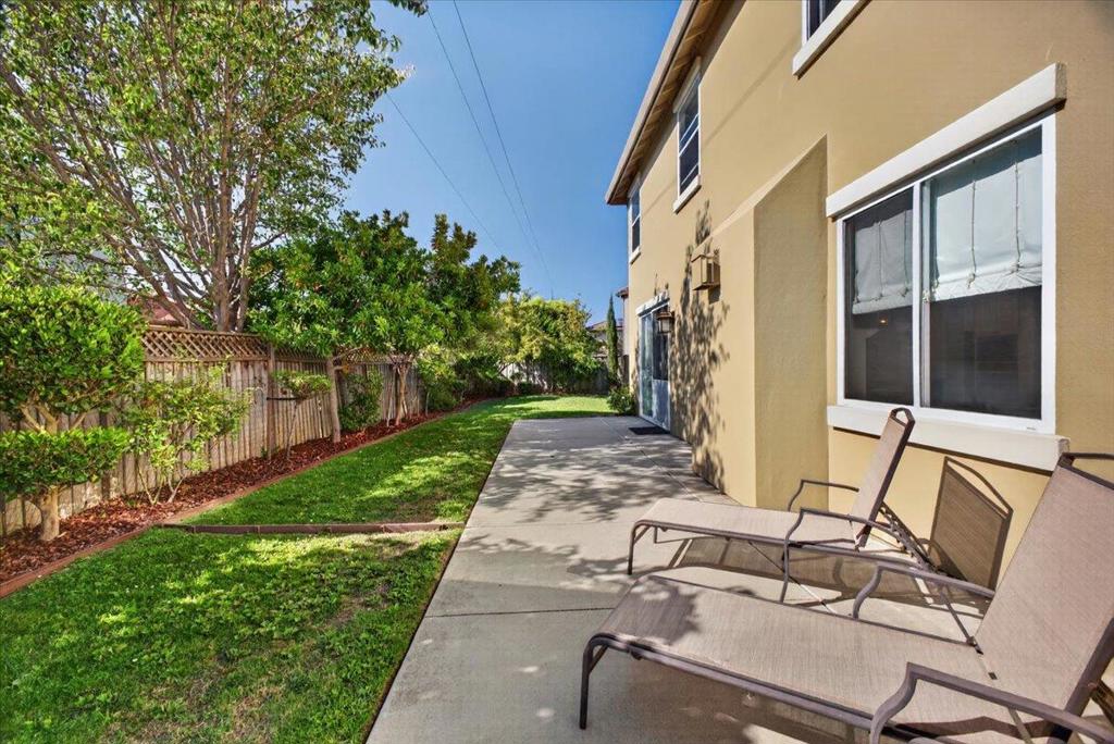 15 Victoria Circle Property Photo 34