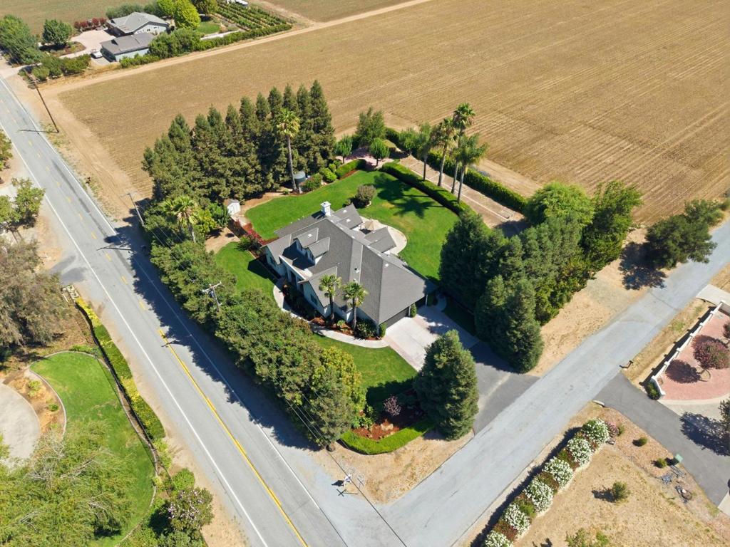12350 Foothill Avenue Property Photo 81