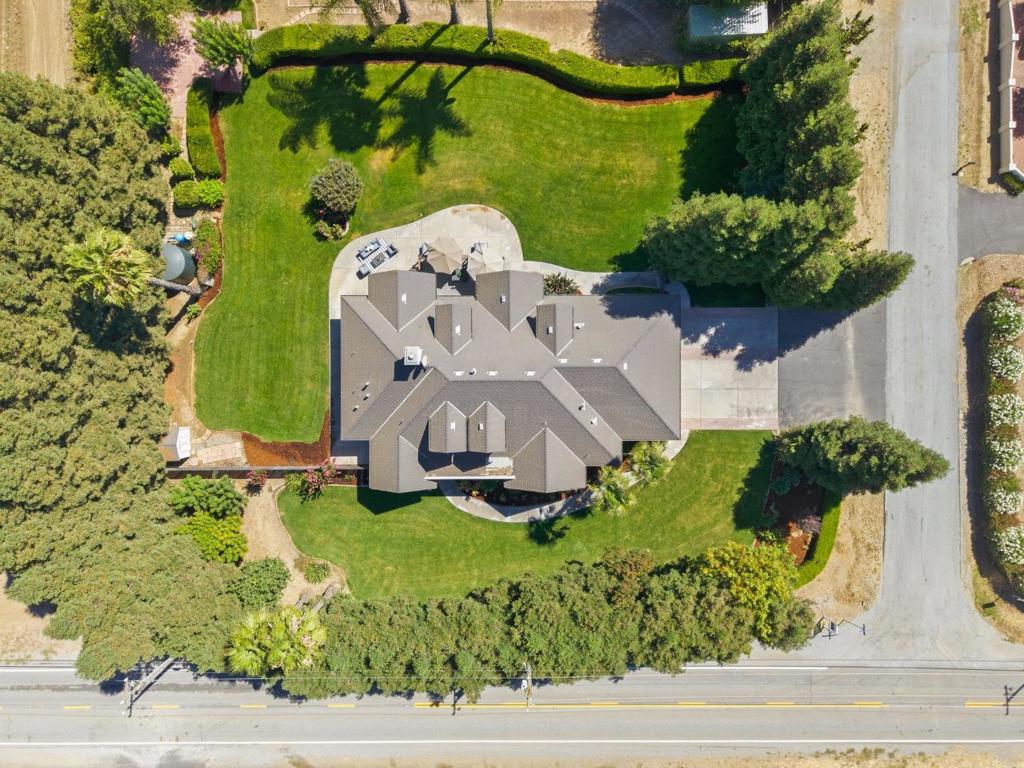 12350 Foothill Avenue Property Photo 82