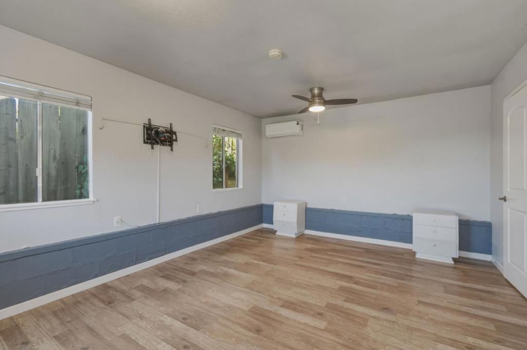 16640 Los Banos Street Property Photo 49