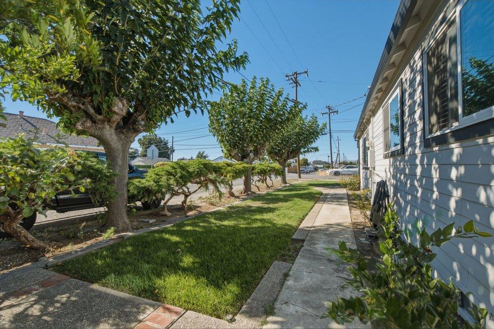 311 Santa Ana Road Property Photo 5