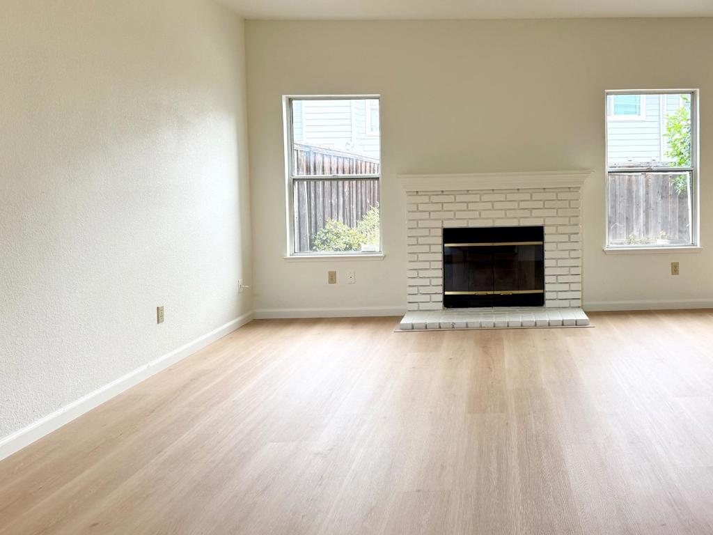 127 Harris Circle Property Photo 6