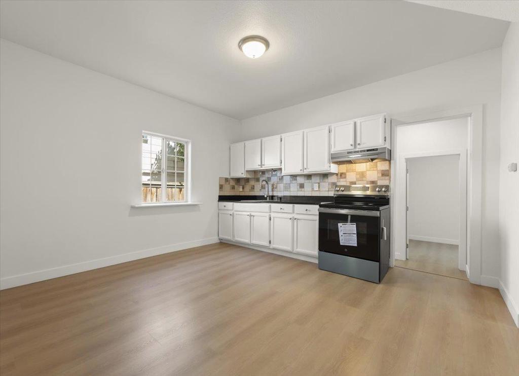 9624 C Street Property Photo 5