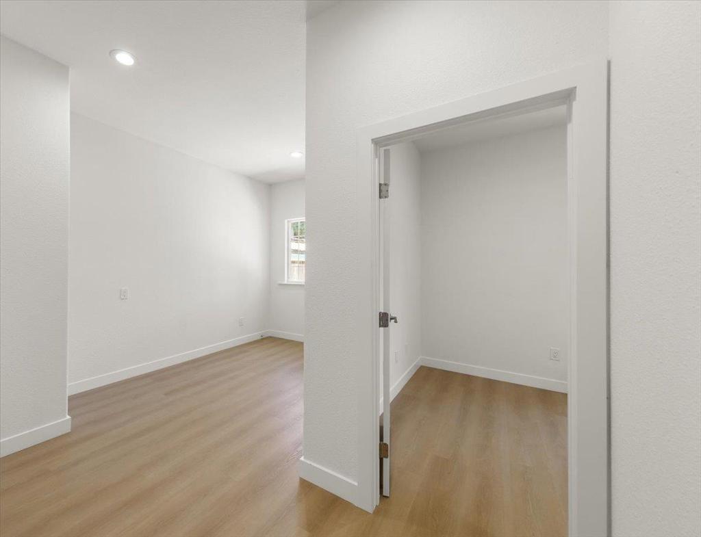9624 C Street Property Photo 10