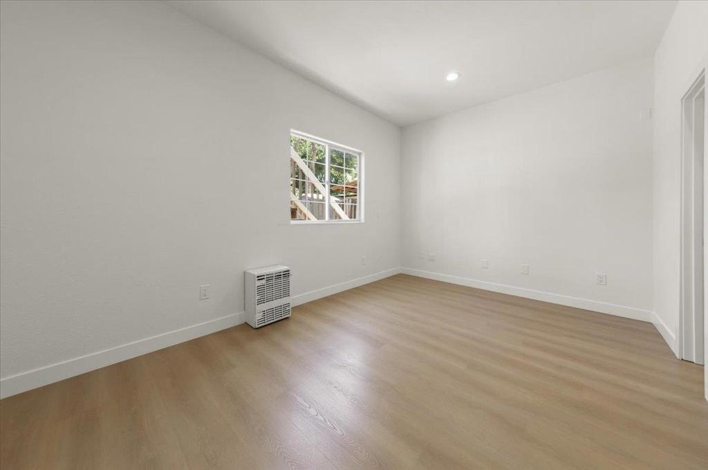 9624 C Street Property Photo 13