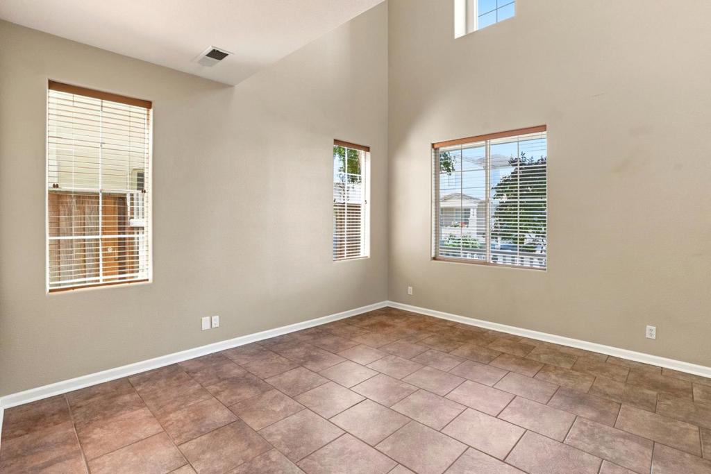 43 Vista Verde Circle Property Photo 4
