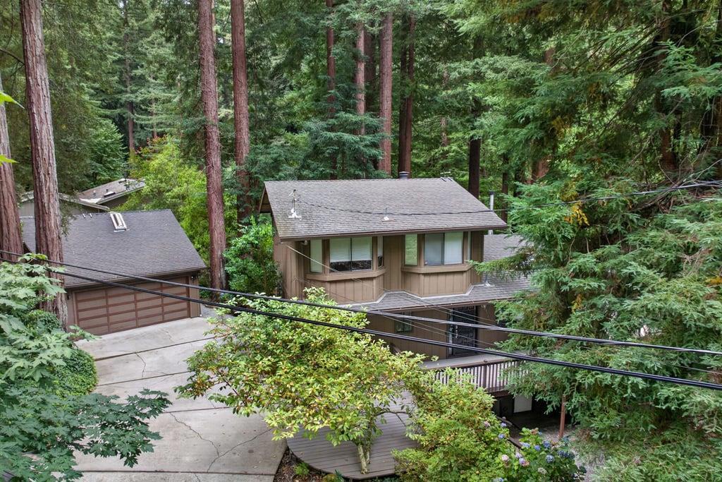 15551 Forest Hill Drive Property Photo 11