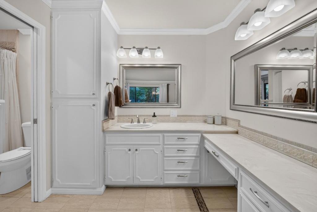 15551 Forest Hill Drive Property Photo 37
