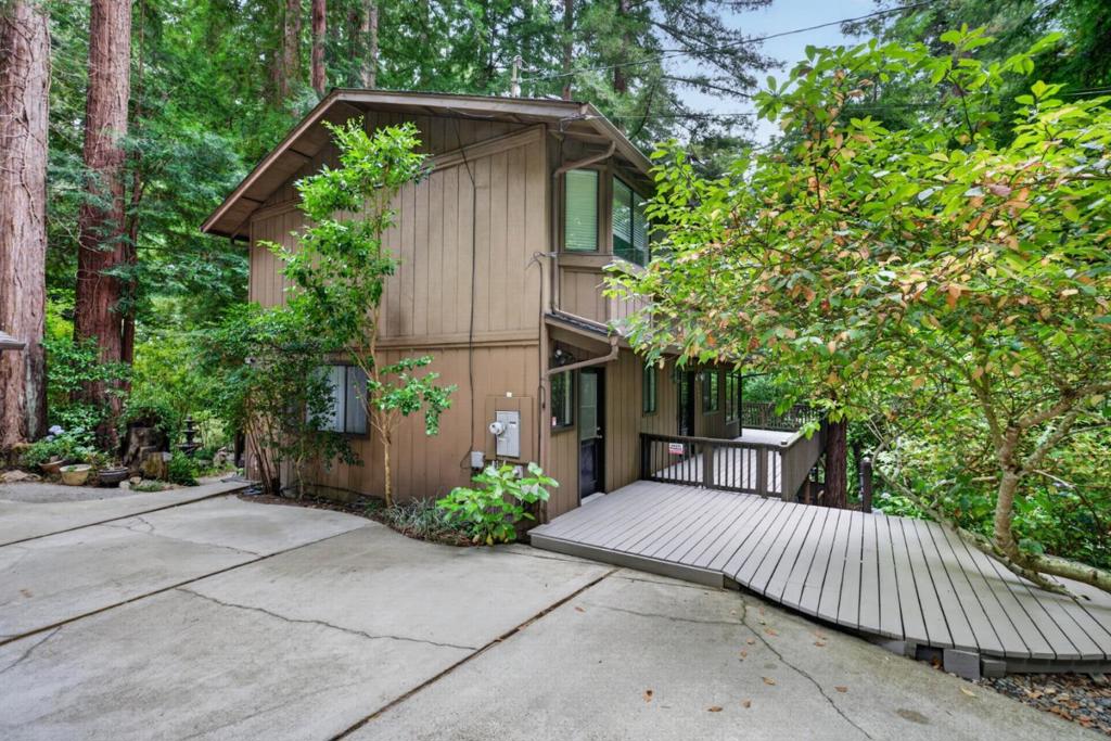 15551 Forest Hill Drive Property Photo 89