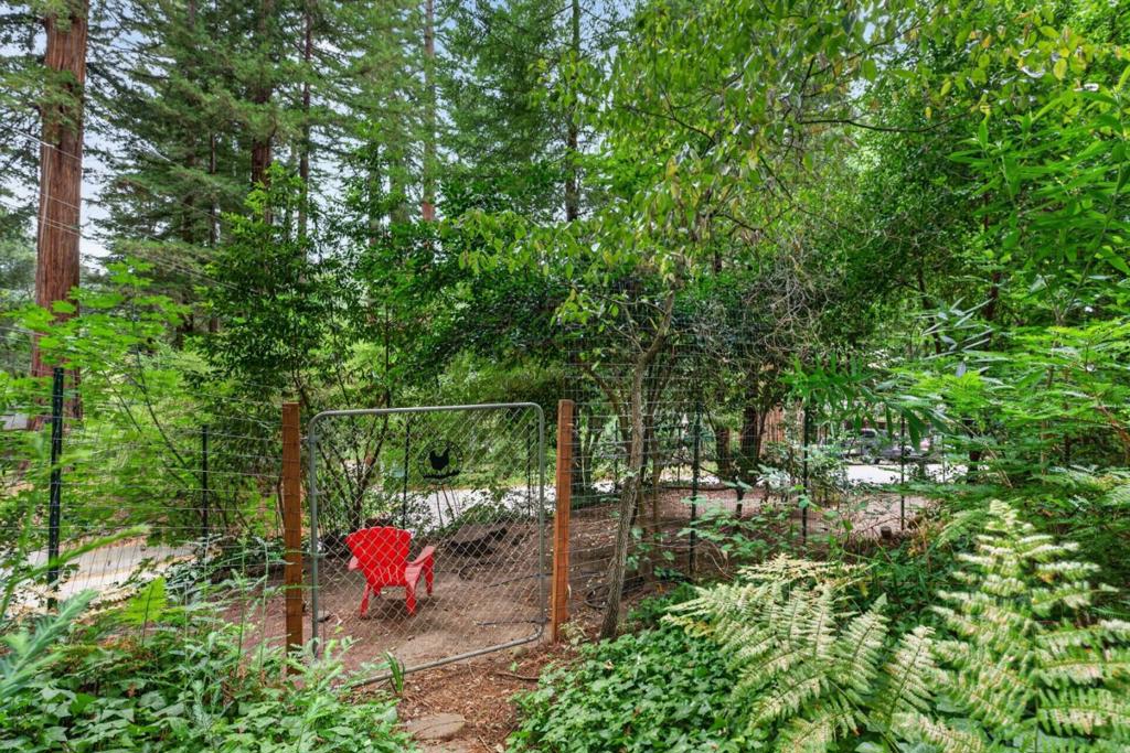 15551 Forest Hill Drive Property Photo 100