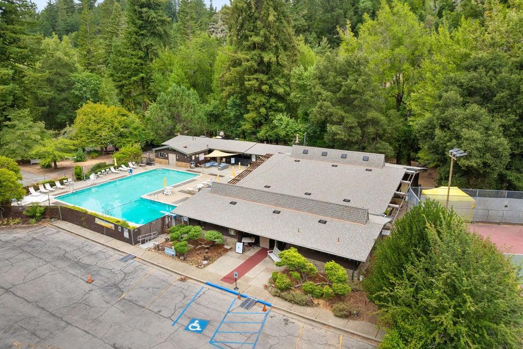 15551 Forest Hill Drive Property Photo 104