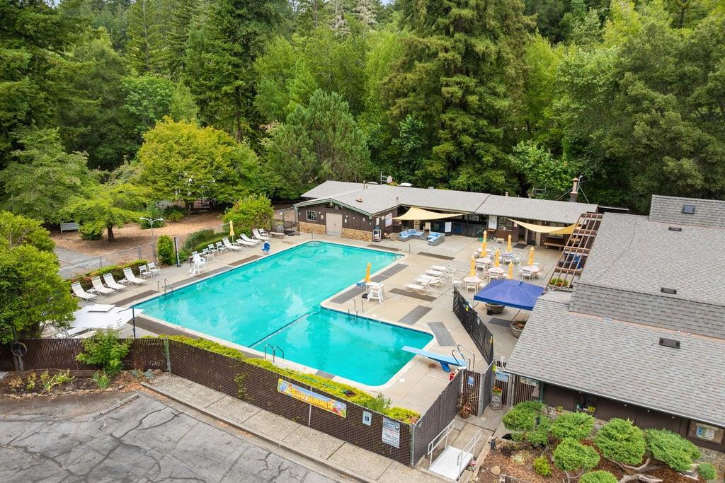 15551 Forest Hill Drive Property Photo 105