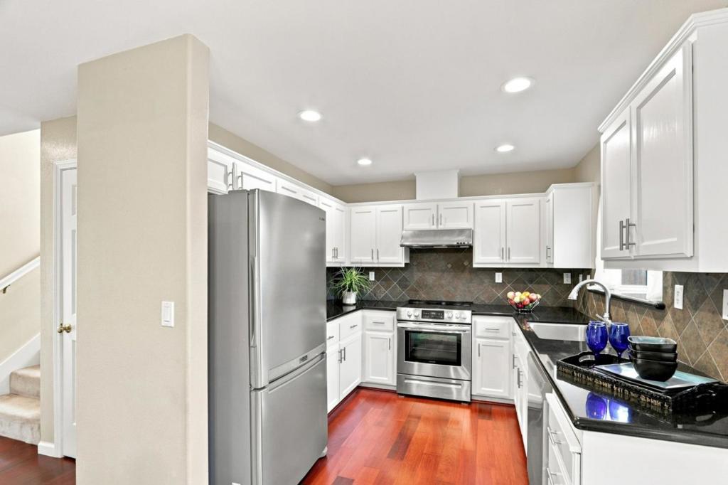 2158 Capitol Park Court Property Photo 7