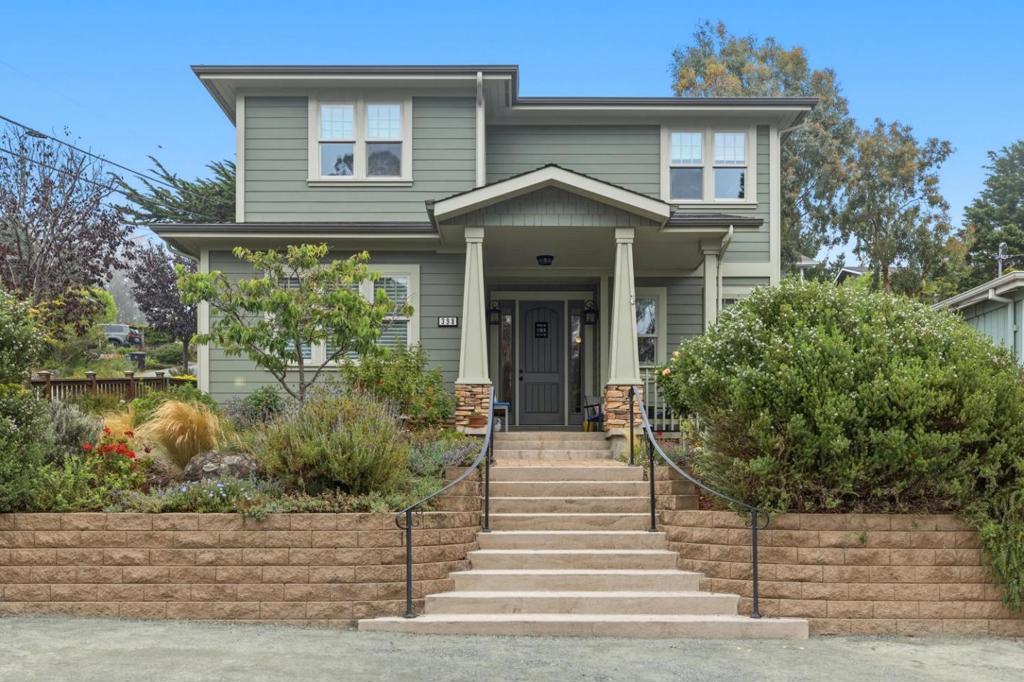398 San Carlos Avenue Property Photo 1