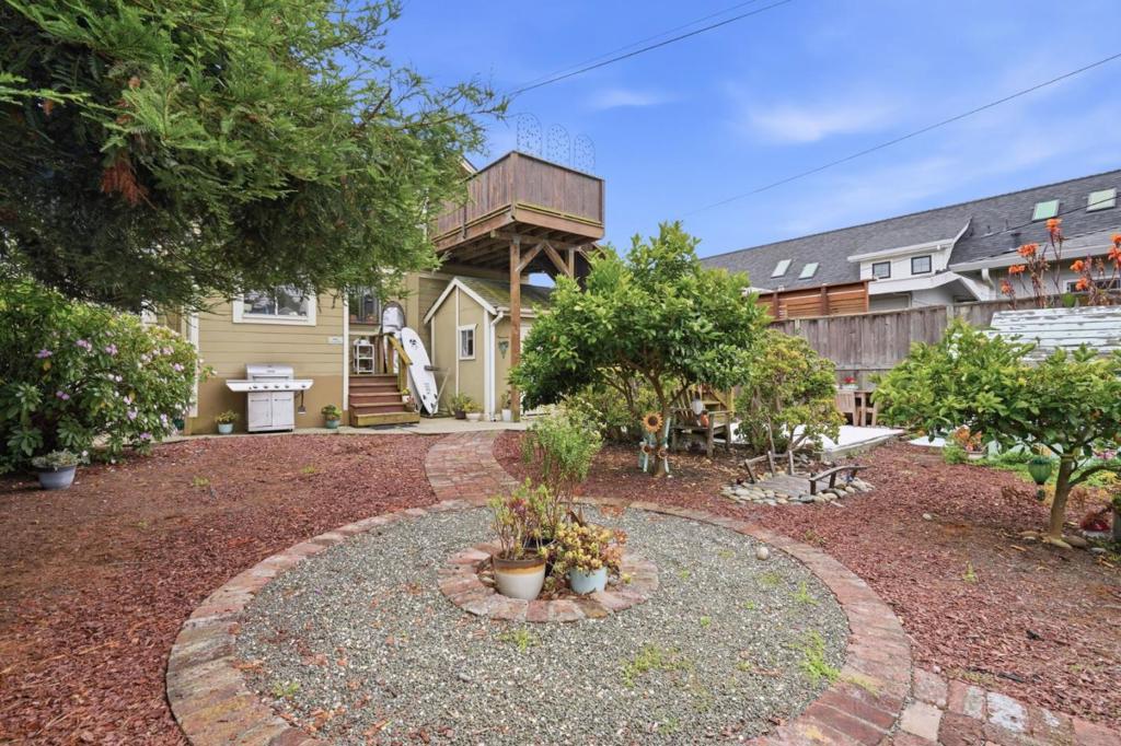 575 Myrtle Street Property Photo 27
