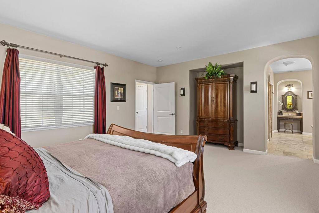 2730 Club Drive Property Photo 42