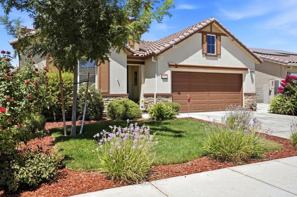450 Amabile Drive Property Photo 3