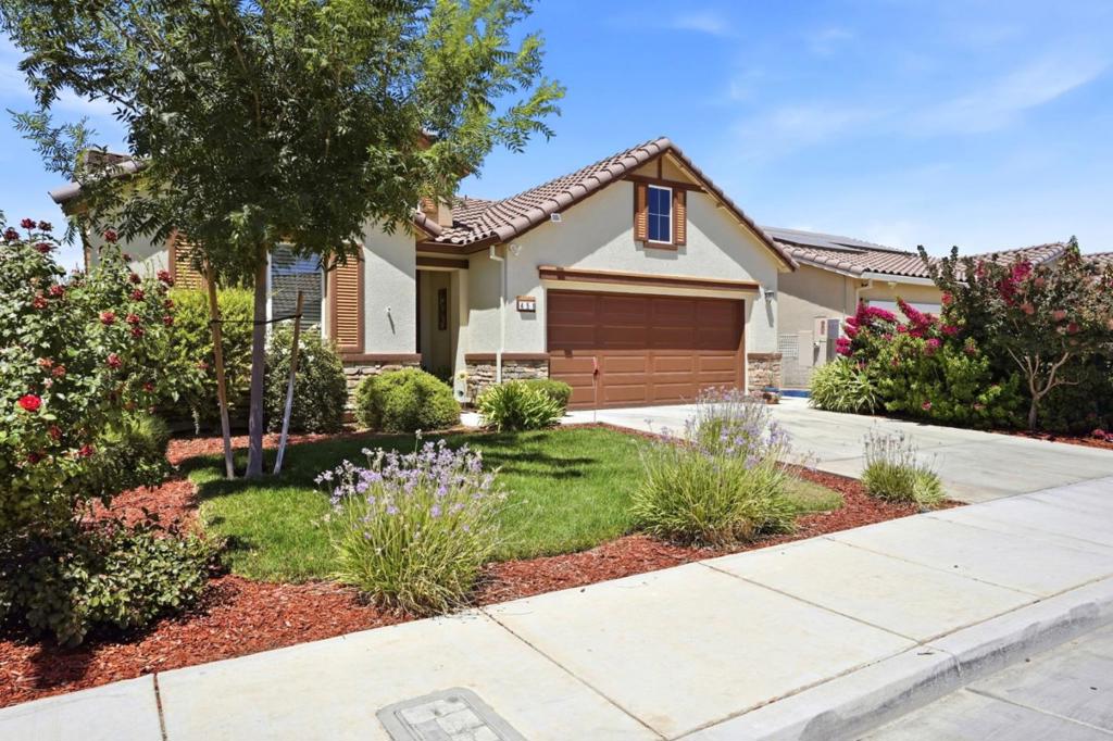 450 Amabile Drive Property Photo 4