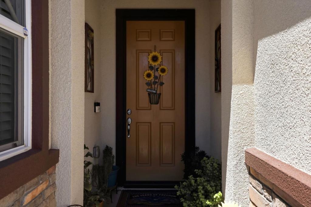 450 Amabile Drive Property Photo 5