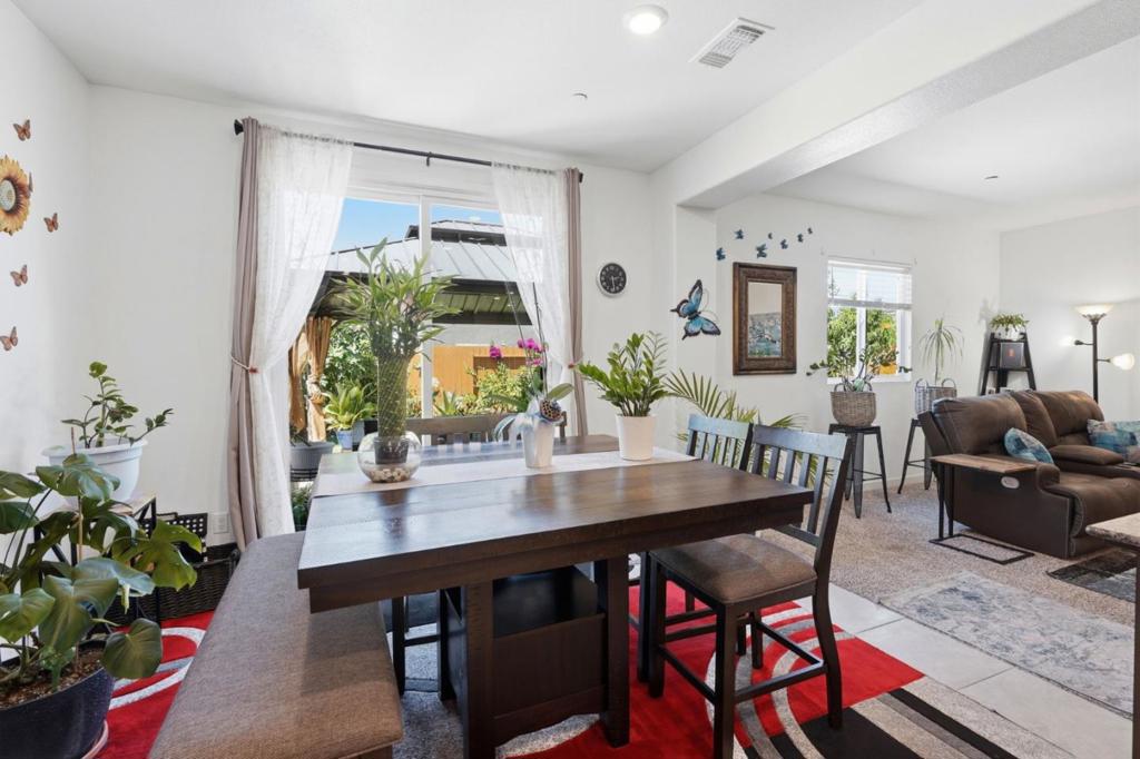450 Amabile Drive Property Photo 14